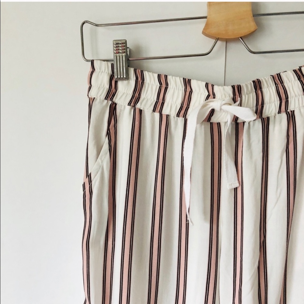 Topshop | Striped Drawstring Waist Casual Pants and Top - Picture 2 of 16